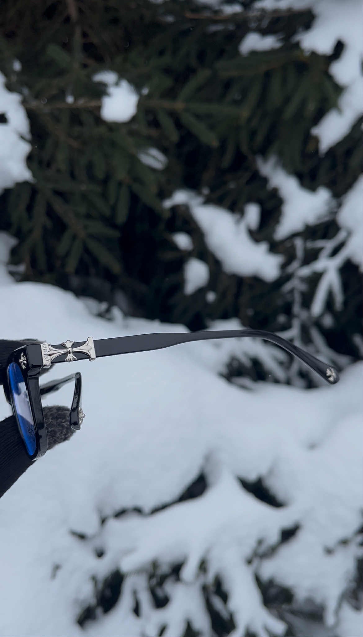 Black/Silver Glasses